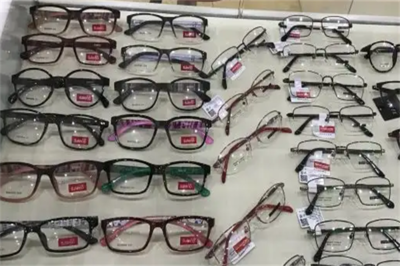 优视康眼镜